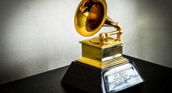 0000103548-26-grammy-award-2002.jpg
